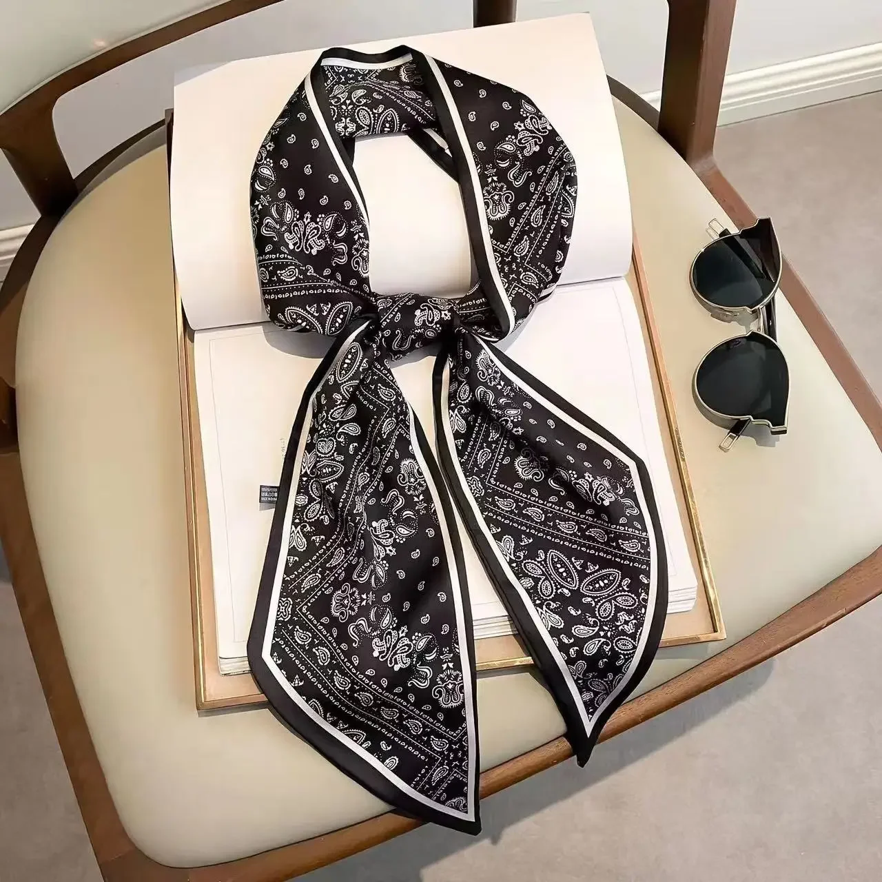 Design Print Skinny Scarf Plai – обзор и цена Luxury Bags Designer